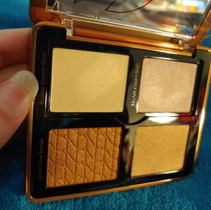 Natasha Denona Bronze Cheek Face Glow palette